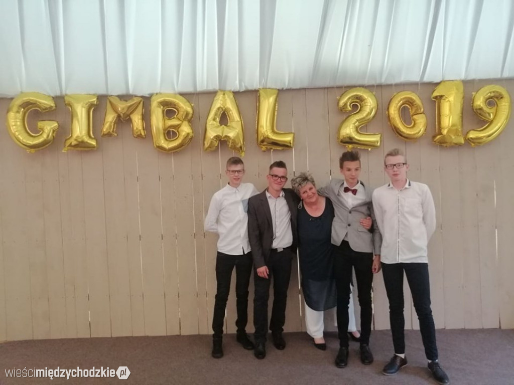 Gimbal uczniów ze szkoły sierakowskiej