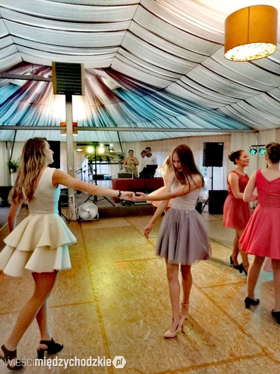 Gimbal uczniów ze szkoły sierakowskiej