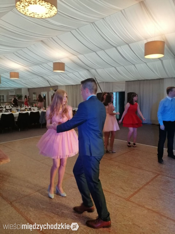 Gimbal uczniów ze szkoły sierakowskiej