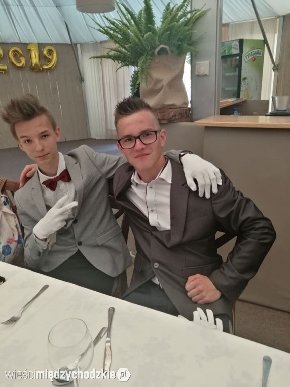 Gimbal uczniów ze szkoły sierakowskiej