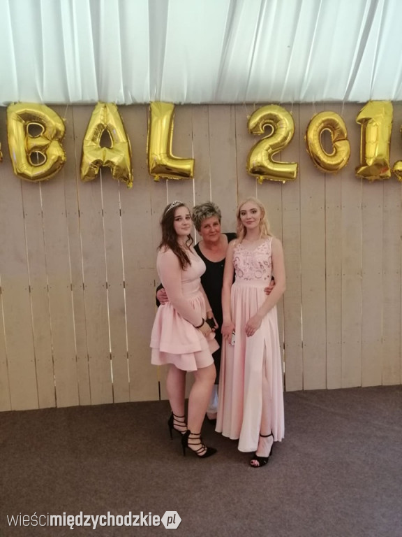 Gimbal uczniów ze szkoły sierakowskiej