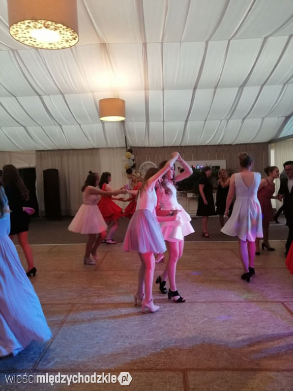 Gimbal uczniów ze szkoły sierakowskiej