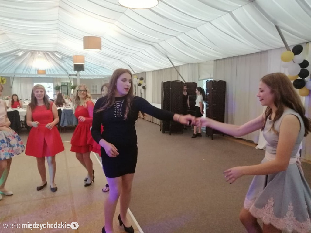 Gimbal uczniów ze szkoły sierakowskiej