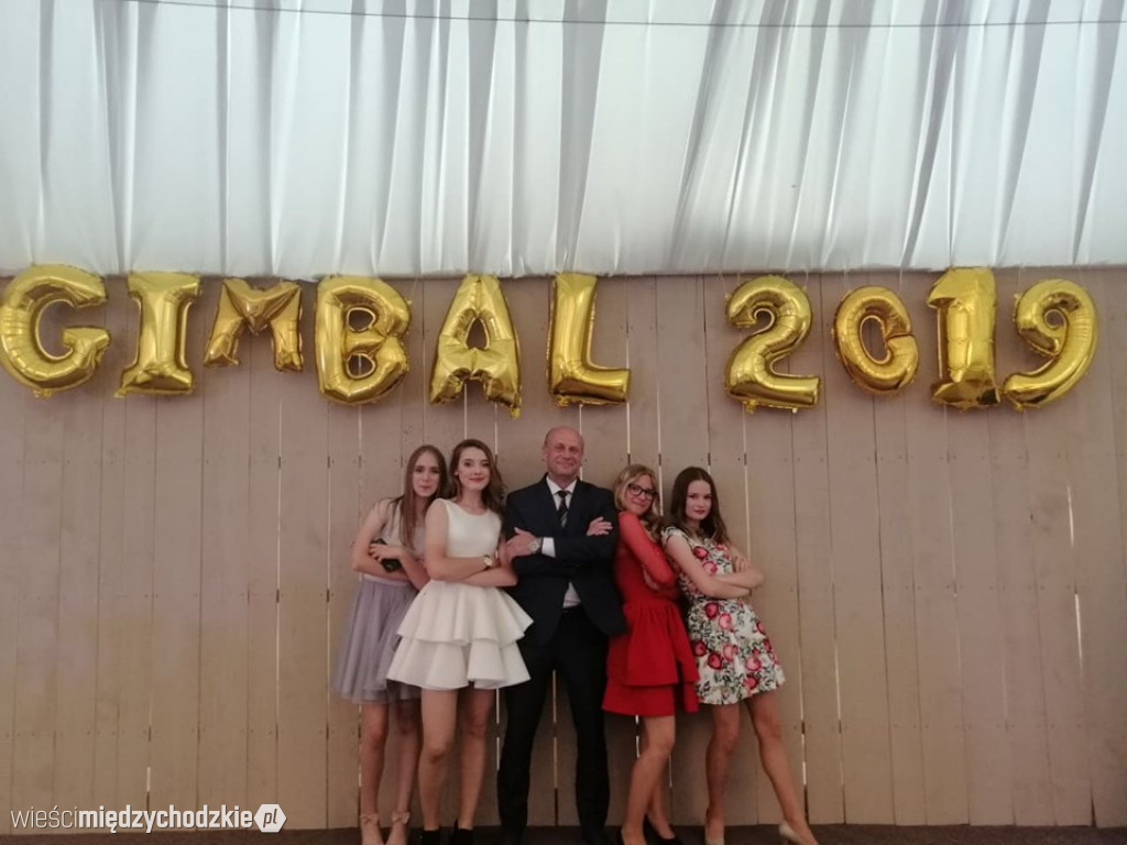 Gimbal uczniów ze szkoły sierakowskiej