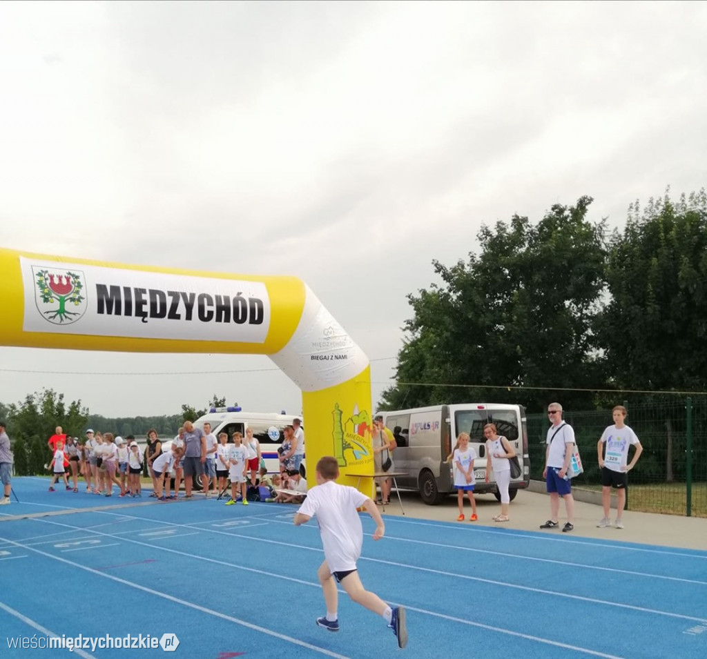 Biegi dziecięco-młodzieżowe o puchar Powiatu