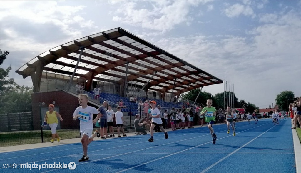 Biegi dziecięco-młodzieżowe o puchar Powiatu