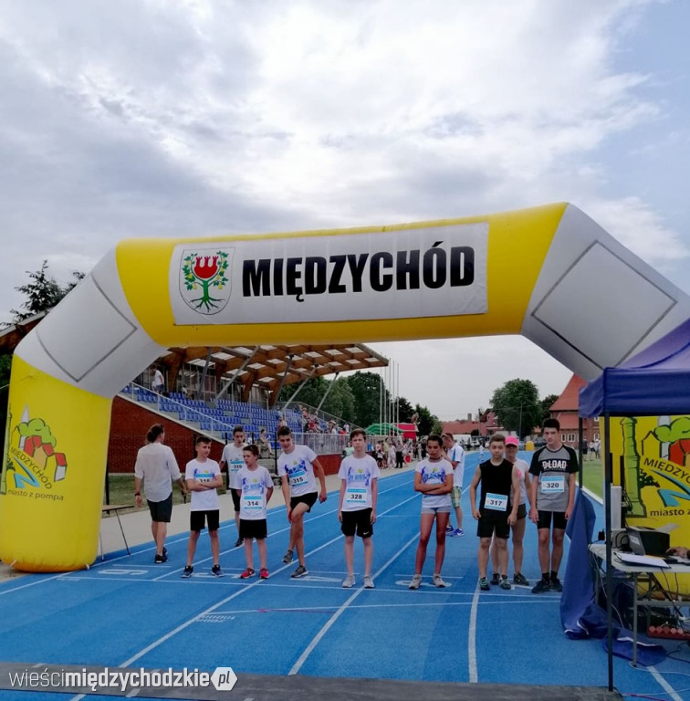 Biegi dziecięco-młodzieżowe o puchar Powiatu