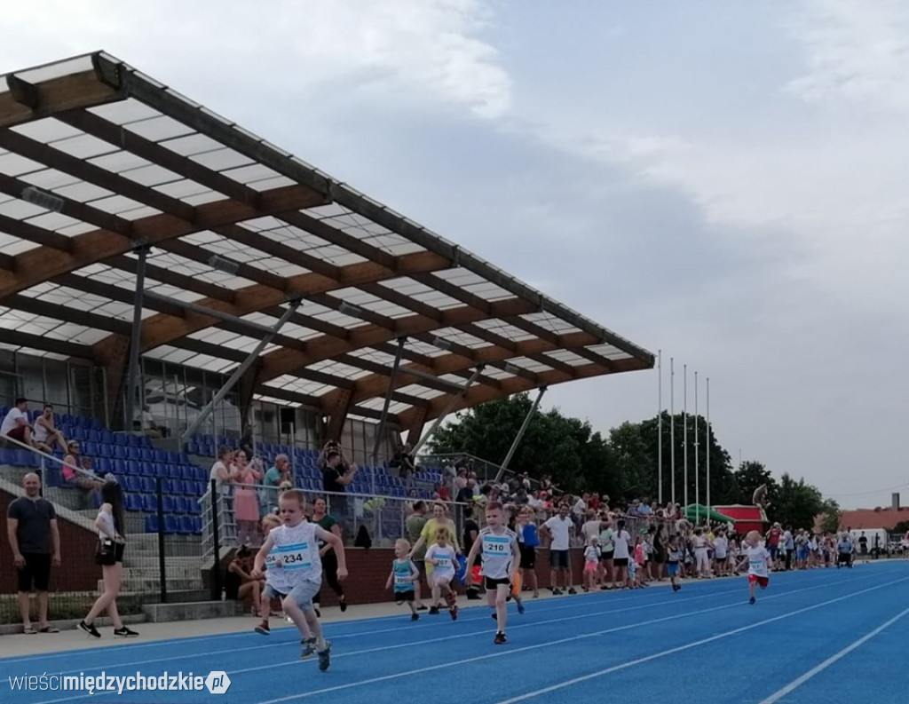 Biegi dziecięco-młodzieżowe o puchar Powiatu