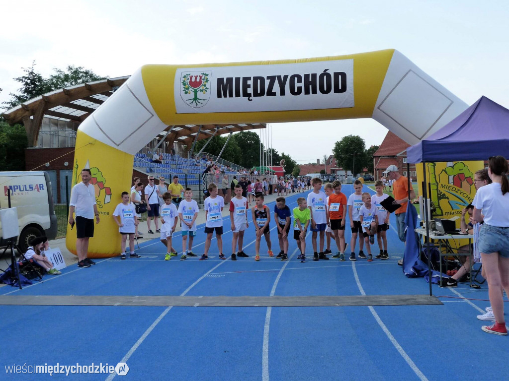 Biegi dziecięco-młodzieżowe o puchar Powiatu