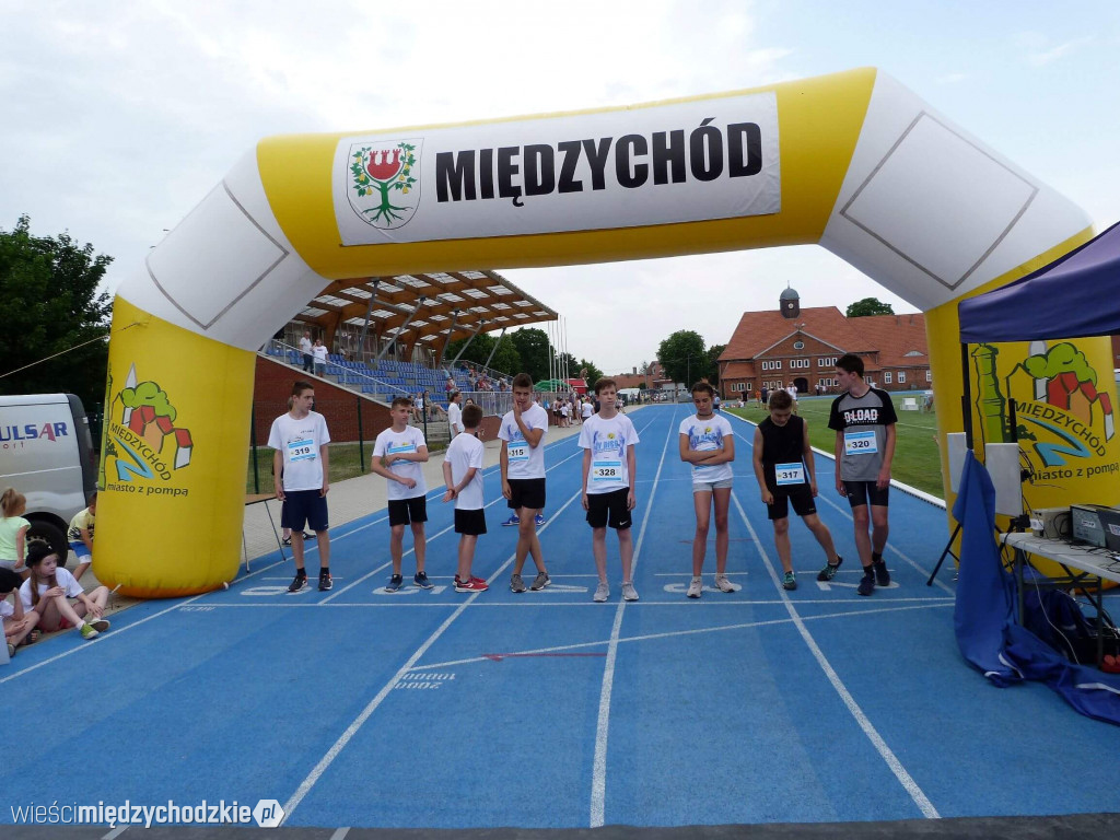 Biegi dziecięco-młodzieżowe o puchar Powiatu