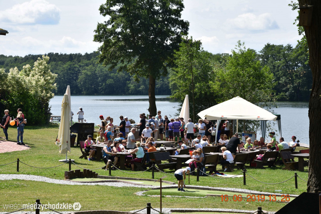 Rodzinny piknik sportowy w Olandii