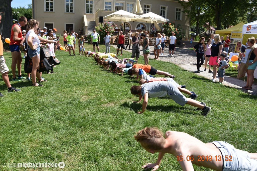 Rodzinny piknik sportowy w Olandii
