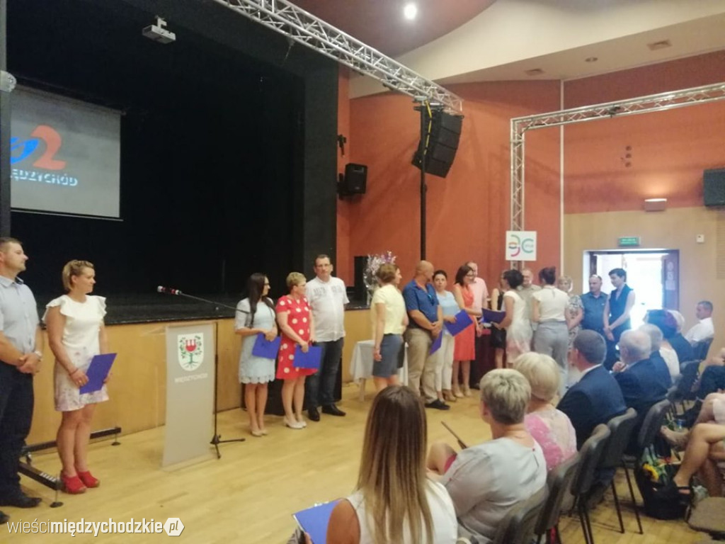 Gimnazjaliści z SP nr 2 zakończyli rok szkolny
