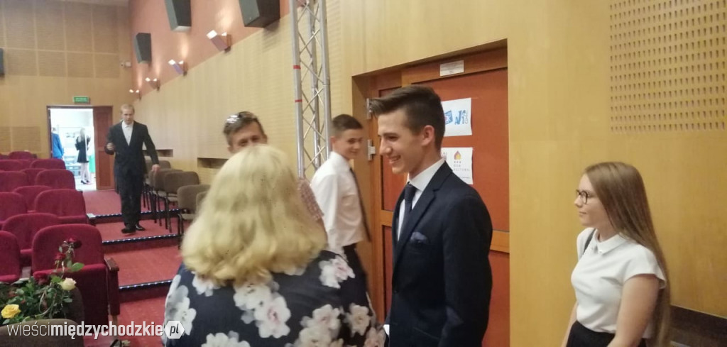 Gimnazjaliści z SP nr 2 zakończyli rok szkolny
