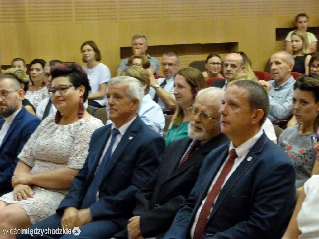 Gimnazjaliści z SP nr 2 zakończyli rok szkolny