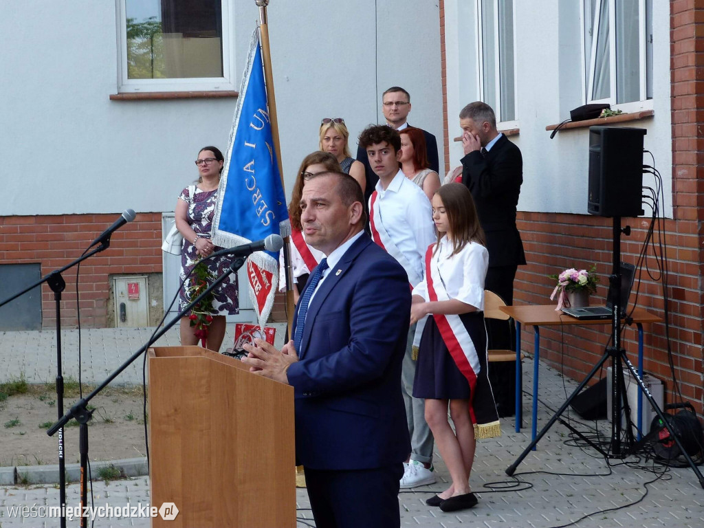 Wakacje w SP nr 1 w Międzychodzie rozpoczęte