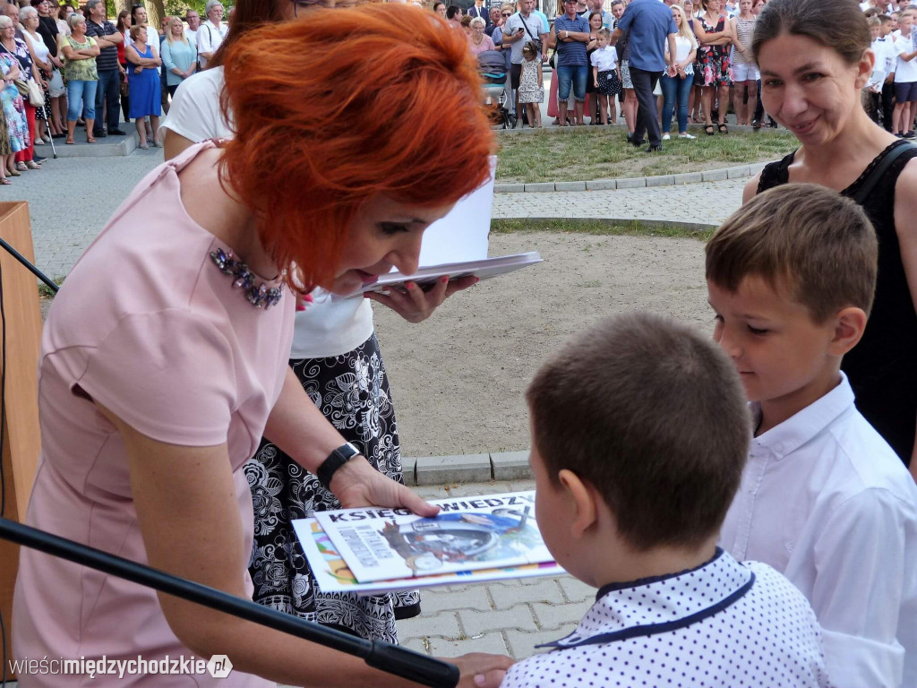 Wakacje w SP nr 1 w Międzychodzie rozpoczęte