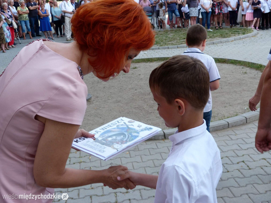 Wakacje w SP nr 1 w Międzychodzie rozpoczęte