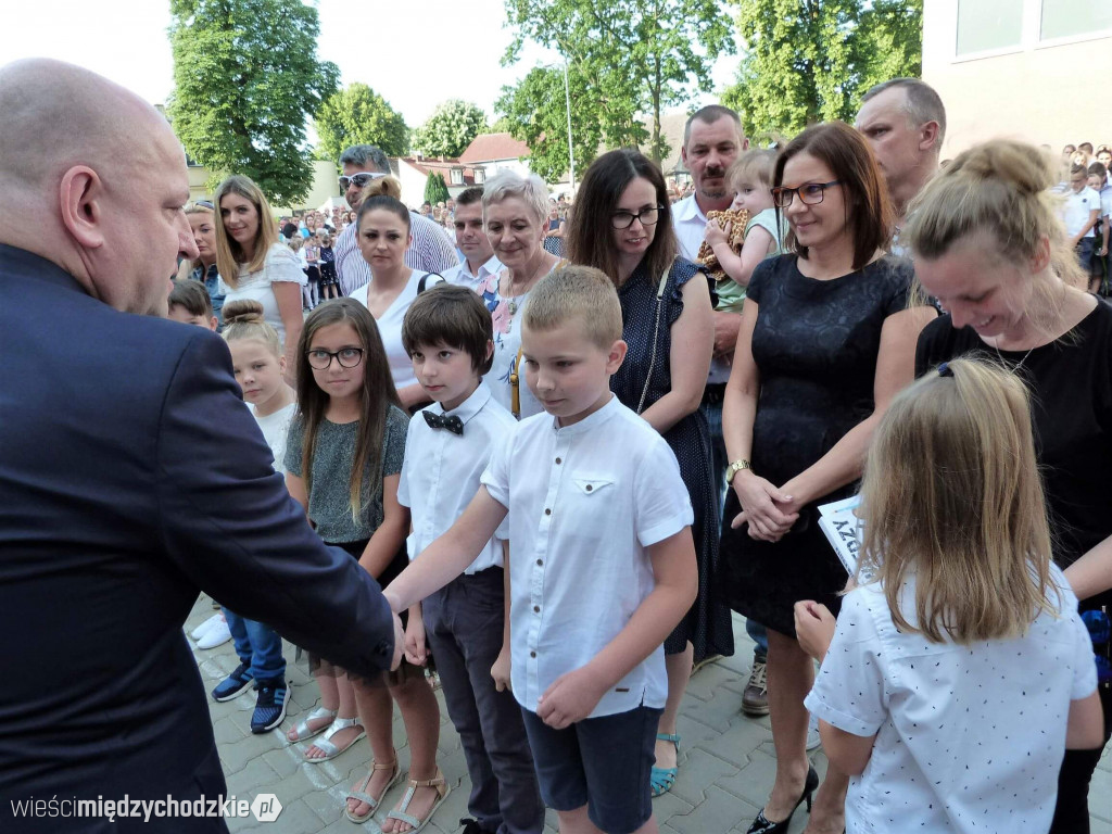 Wakacje w SP nr 1 w Międzychodzie rozpoczęte