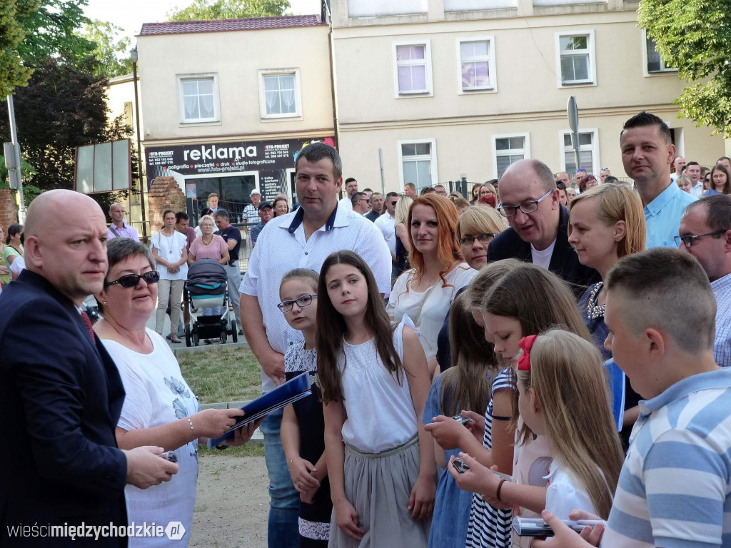 Wakacje w SP nr 1 w Międzychodzie rozpoczęte