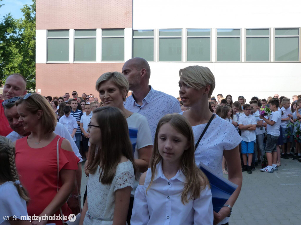 Wakacje w SP nr 1 w Międzychodzie rozpoczęte