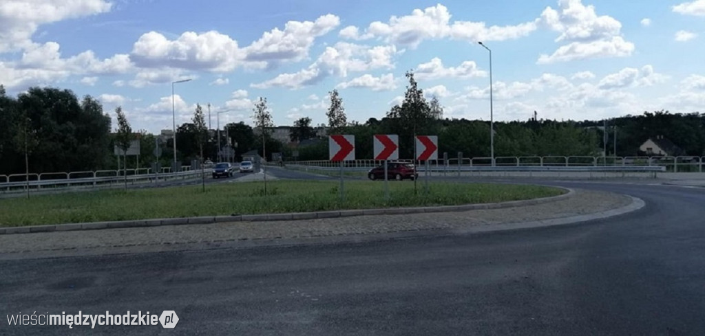 Most na Warcie przejezdny bez świateł