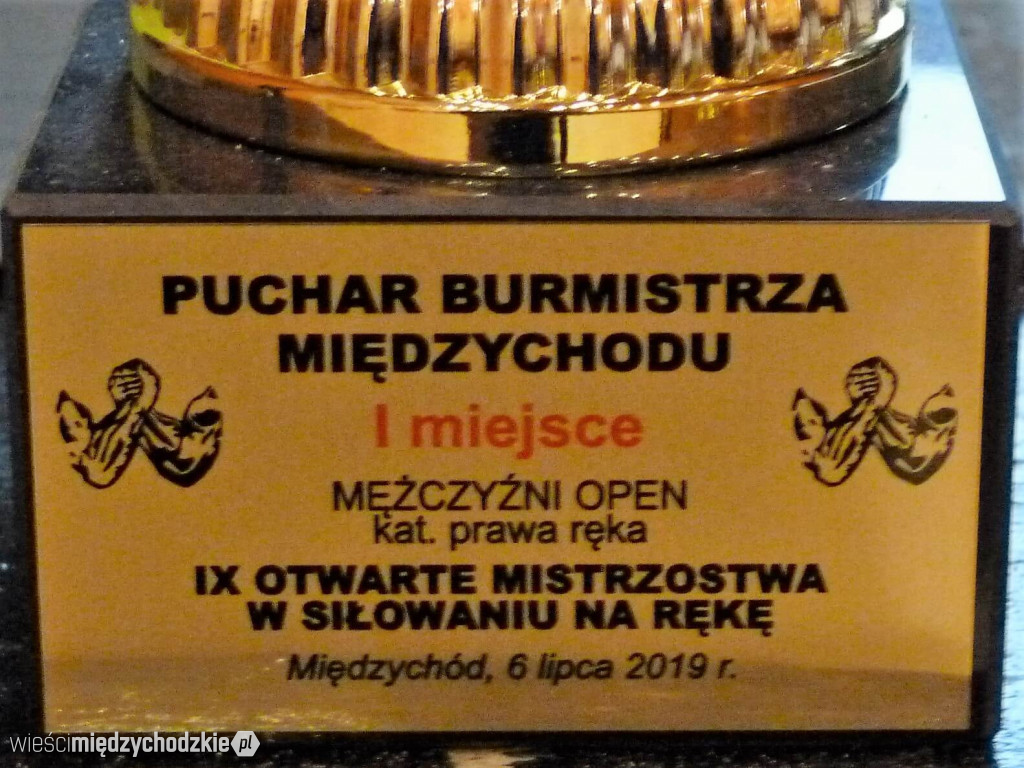 Turniej w siłowaniu na ręce zakończony