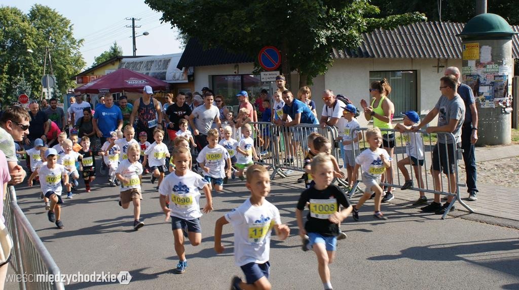 Biegi dziecięco-młodzieżowe w Chrzypsku Wielkim