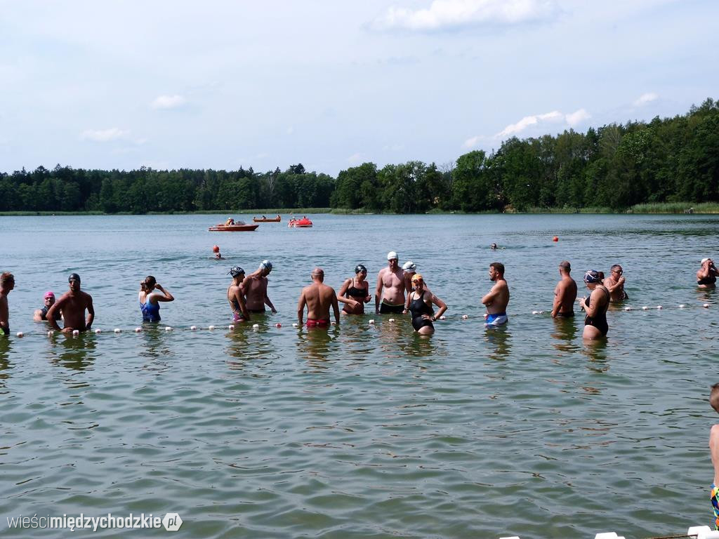 W Prusimiu odbył się Maraton Pływacki