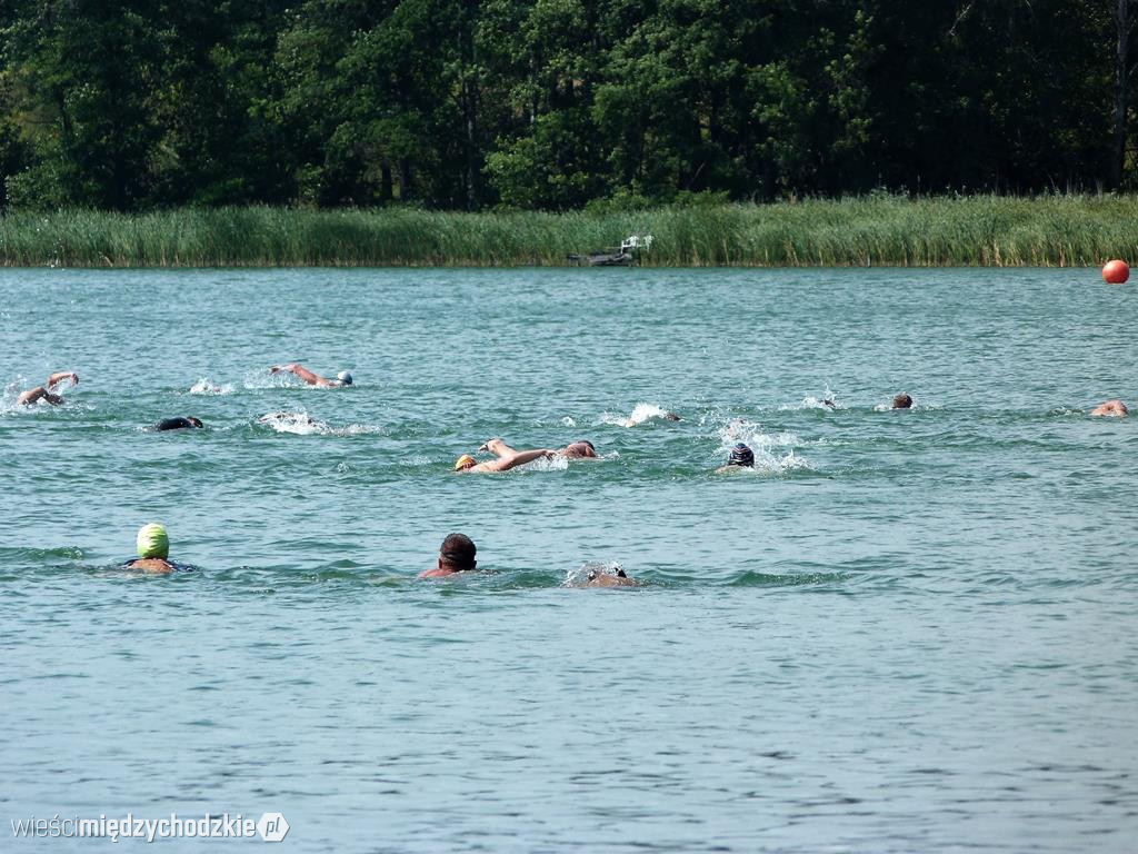 W Prusimiu odbył się Maraton Pływacki
