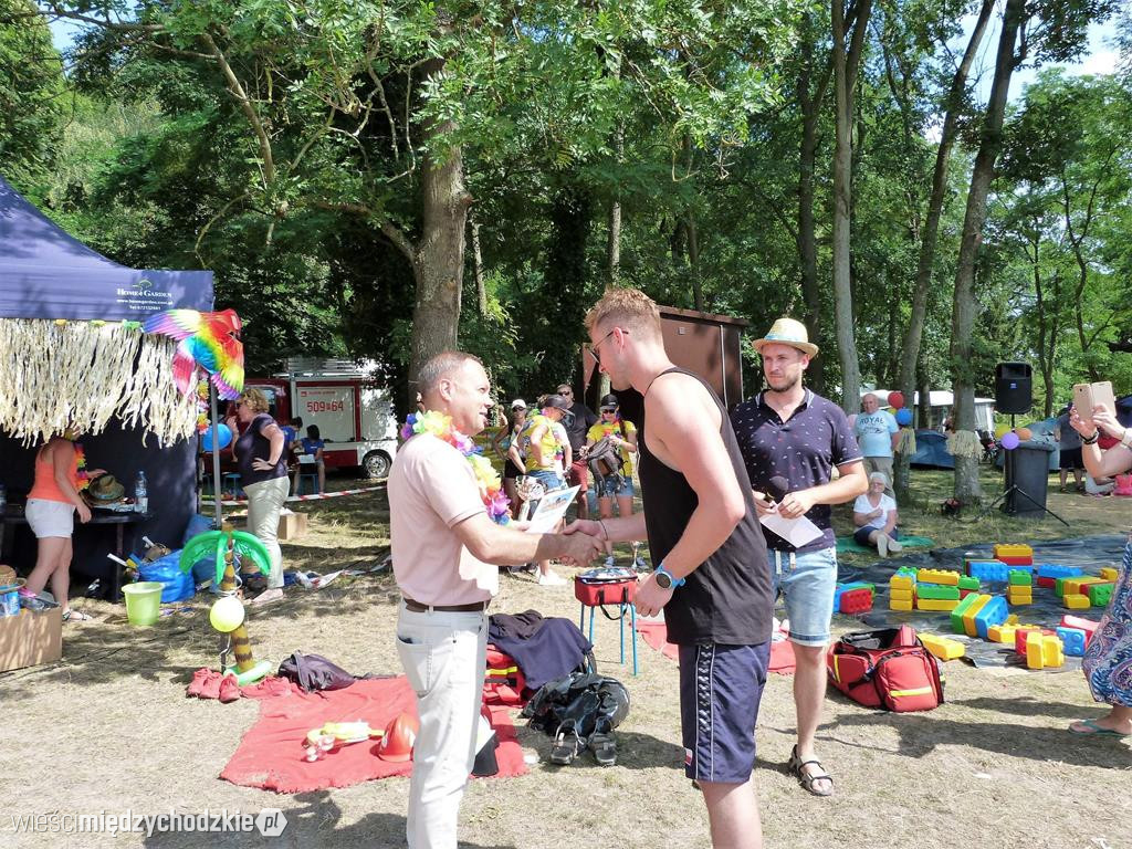 W Prusimiu odbył się Maraton Pływacki