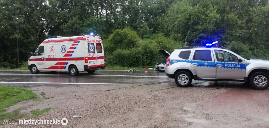 Zderzenie 2 samochodów w Dzięcielinie