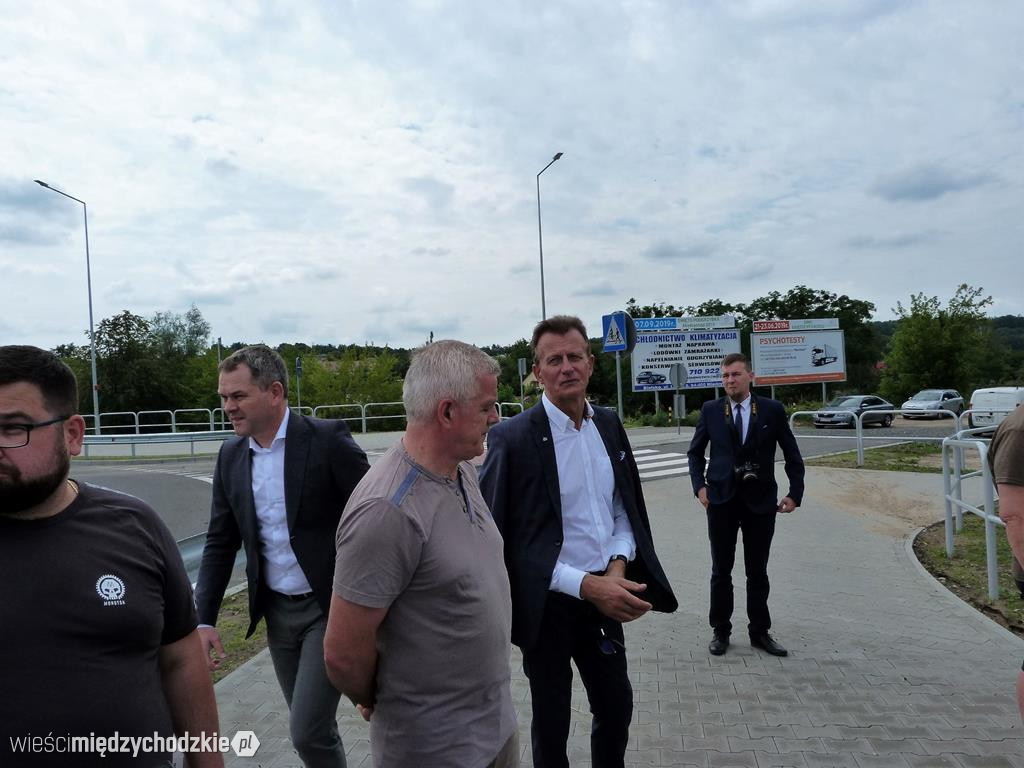 Marszałek Marek Woźniak wizytował most w Międzychodzie