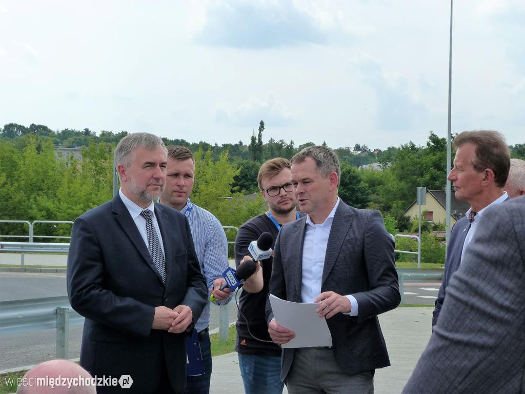 Marszałek Marek Woźniak wizytował most w Międzychodzie