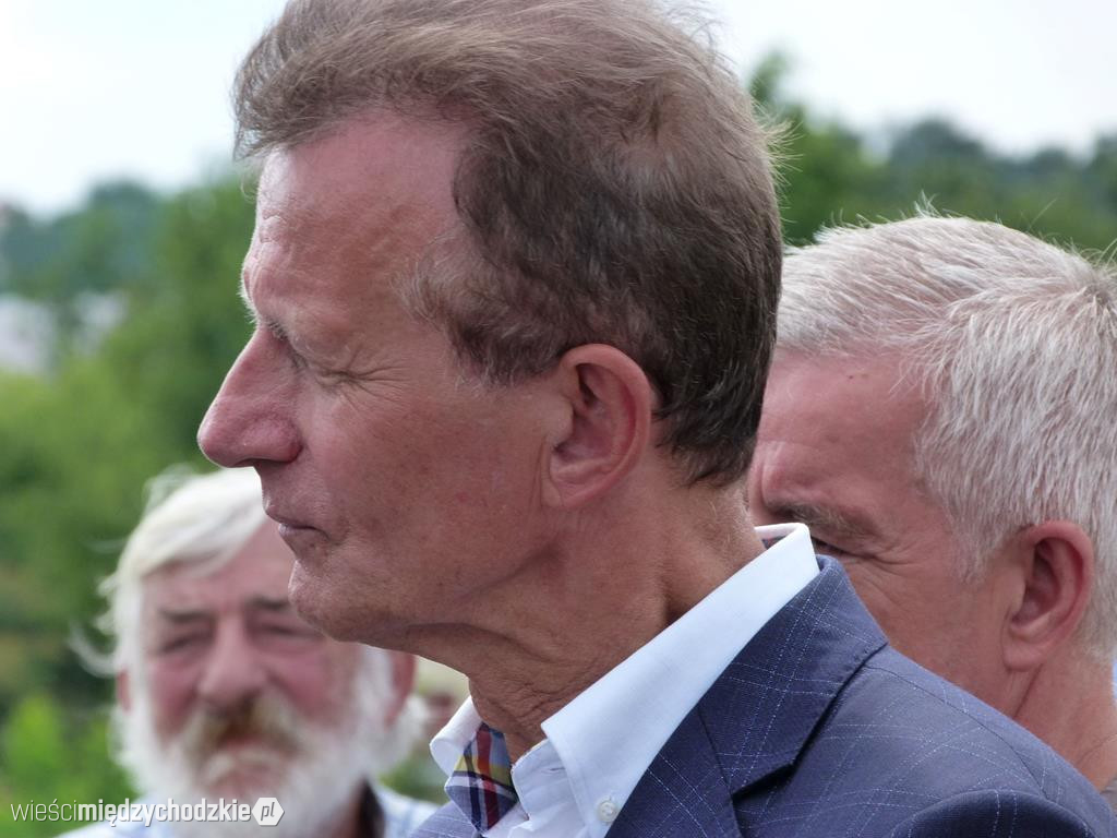 Marszałek Marek Woźniak wizytował most w Międzychodzie