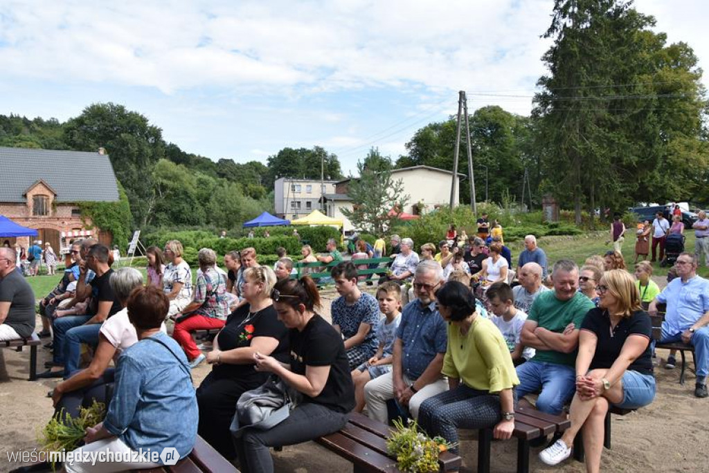 Święto Matki Boskiej Zielnej w Mniszkach