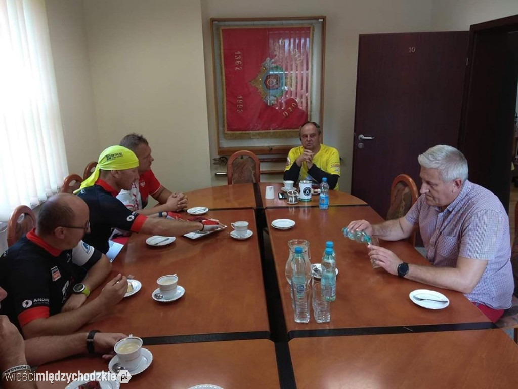 Dariusz Wawrzyniak jedzie czwarty dzień