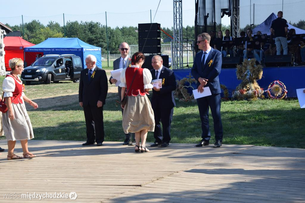 Dożynki Gminno-Parafialne w Łowyniu