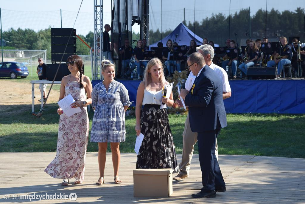 Dożynki Gminno-Parafialne w Łowyniu
