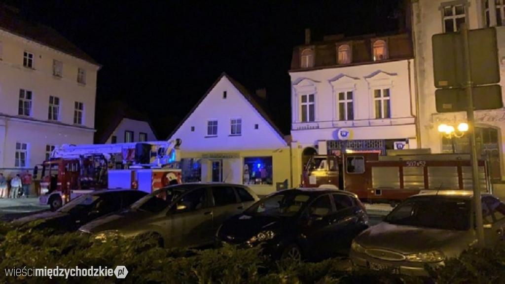Akcja strażaków na Rynku w Międzychodzie