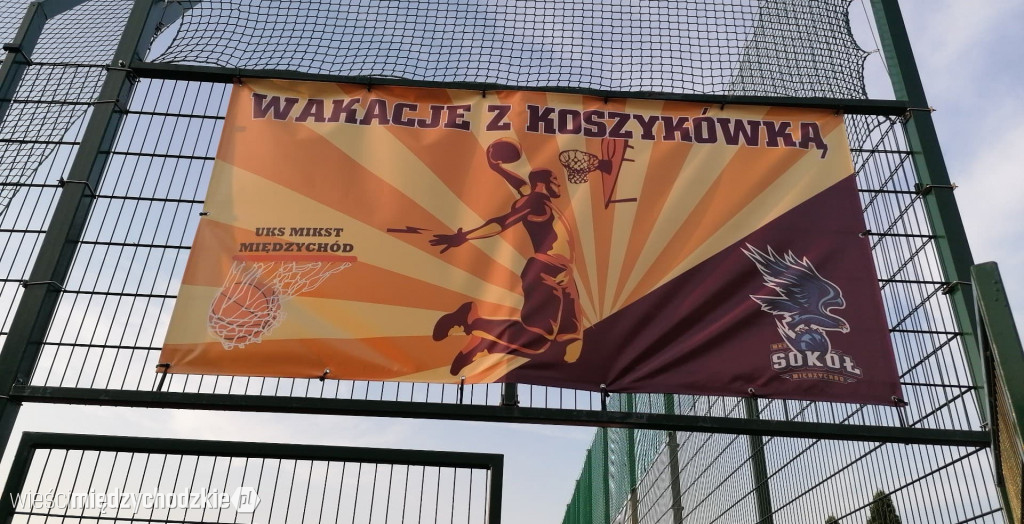 Wakacje z koszykówką