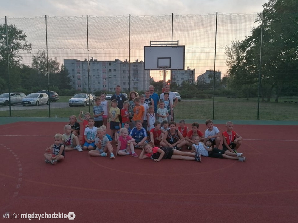 Wakacje z koszykówką