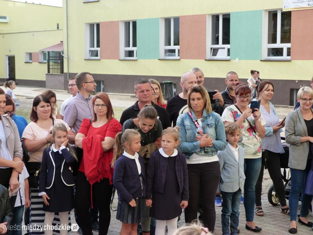 Uczniowie rozpoczynają naukę