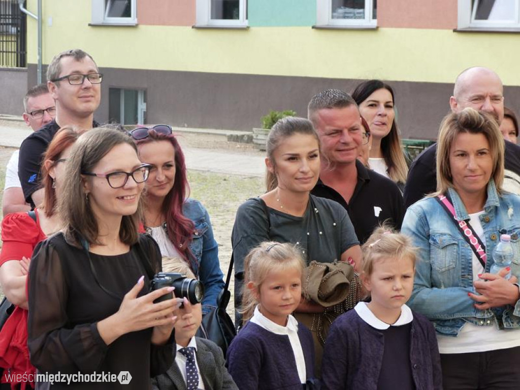 Uczniowie rozpoczynają naukę