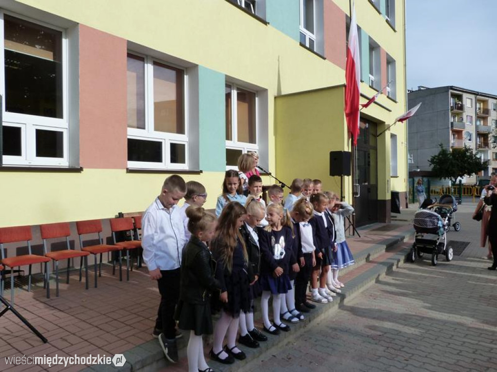 Uczniowie rozpoczynają naukę