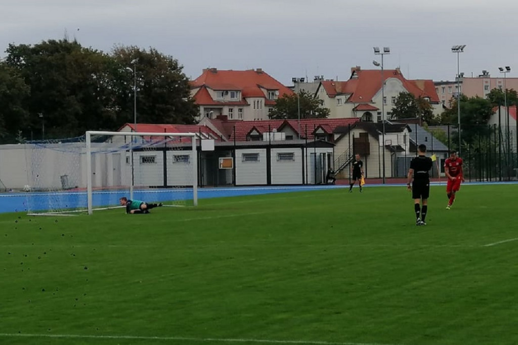 Warta Międzychód wygrywa 4:0
