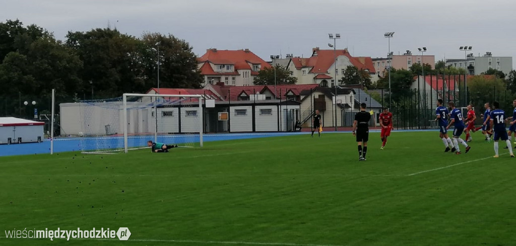 Warta Międzychód wygrywa 4:0