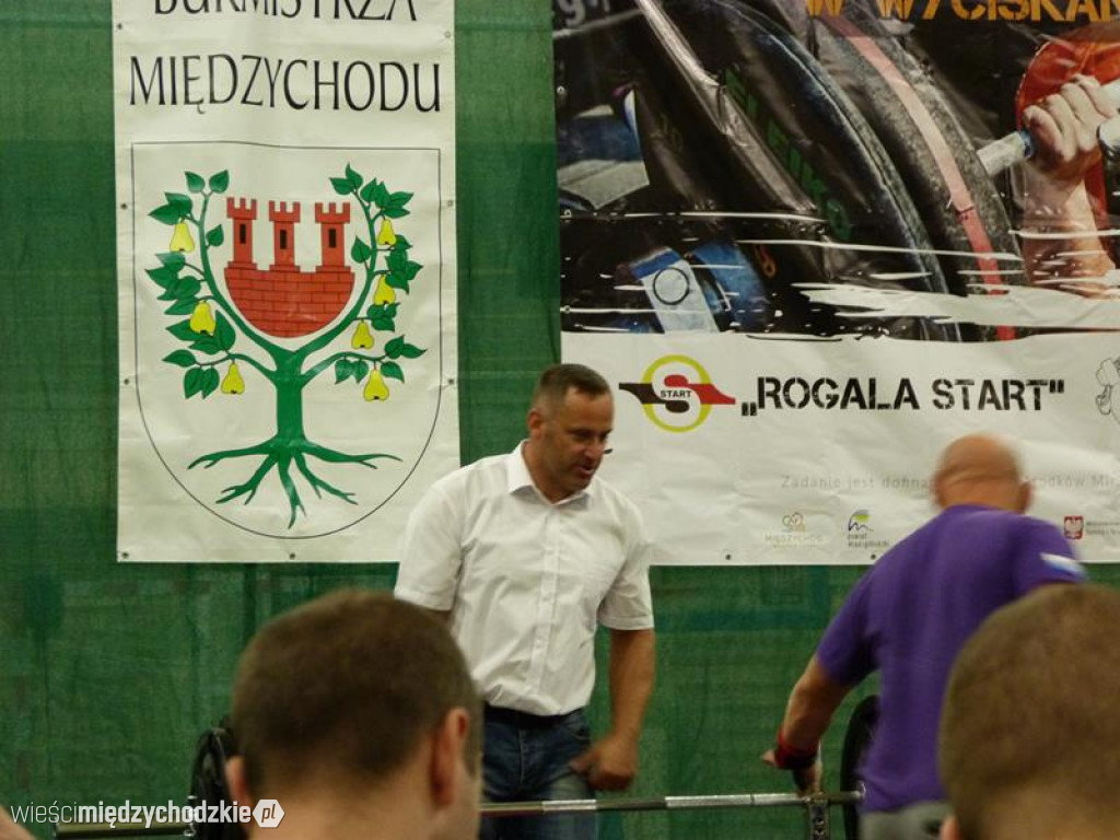VIII Turniej Integracyjny w wyciskaniu sztangi leżąc