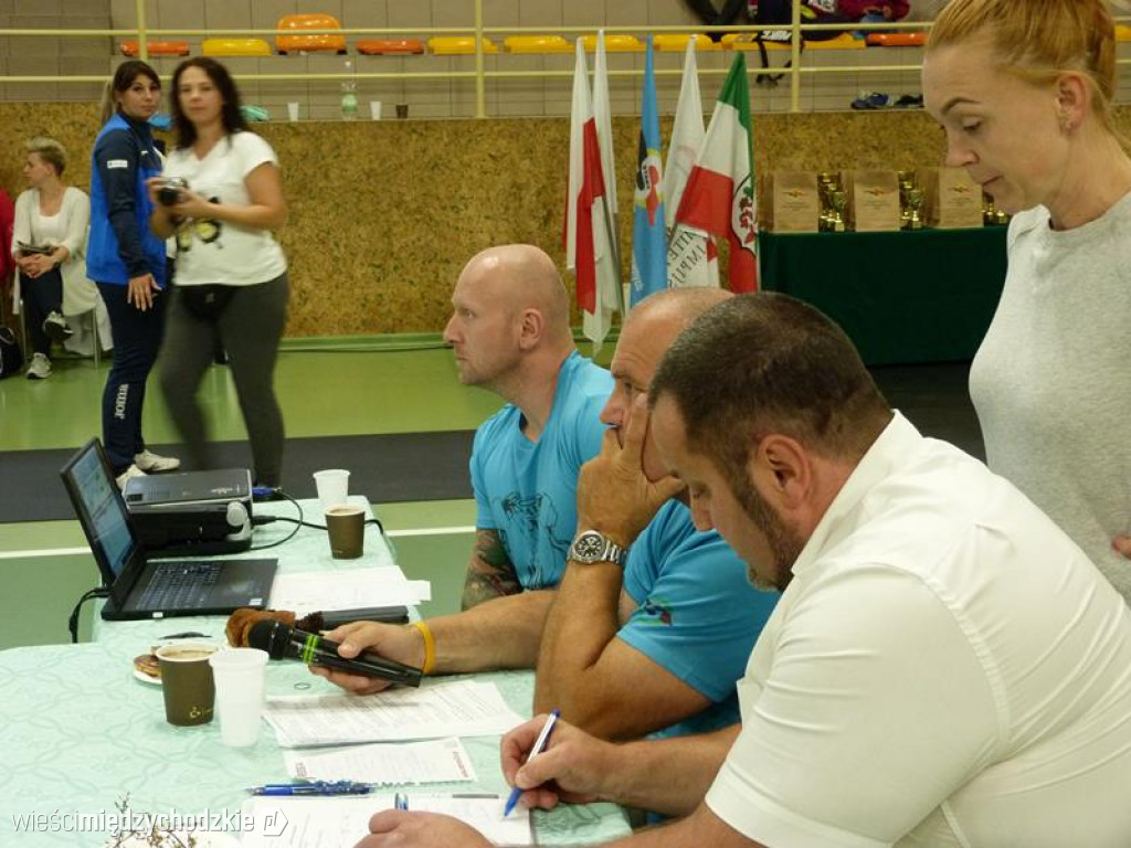 VIII Turniej Integracyjny w wyciskaniu sztangi leżąc