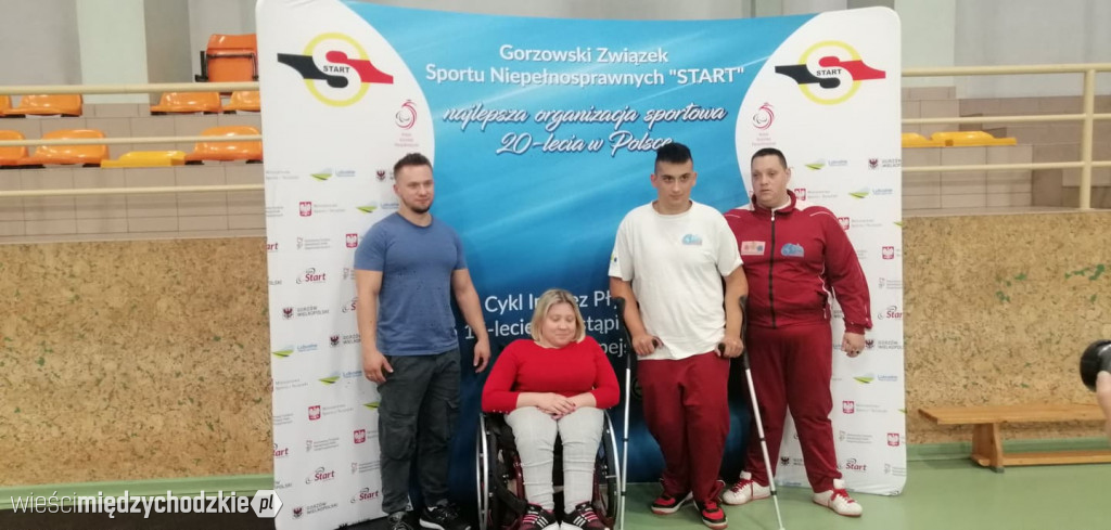 VIII Turniej Integracyjny w wyciskaniu sztangi leżąc